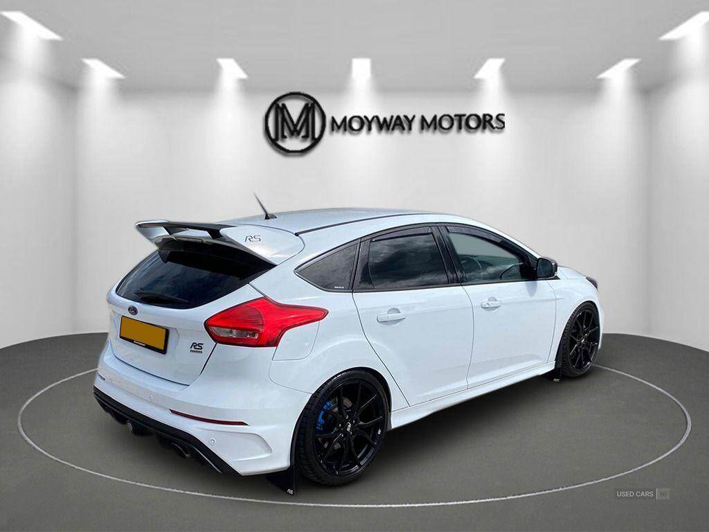 2016 Ford Focus RS 2.3T EcoBoost RS AWD Euro 6 (s/s) 5dr