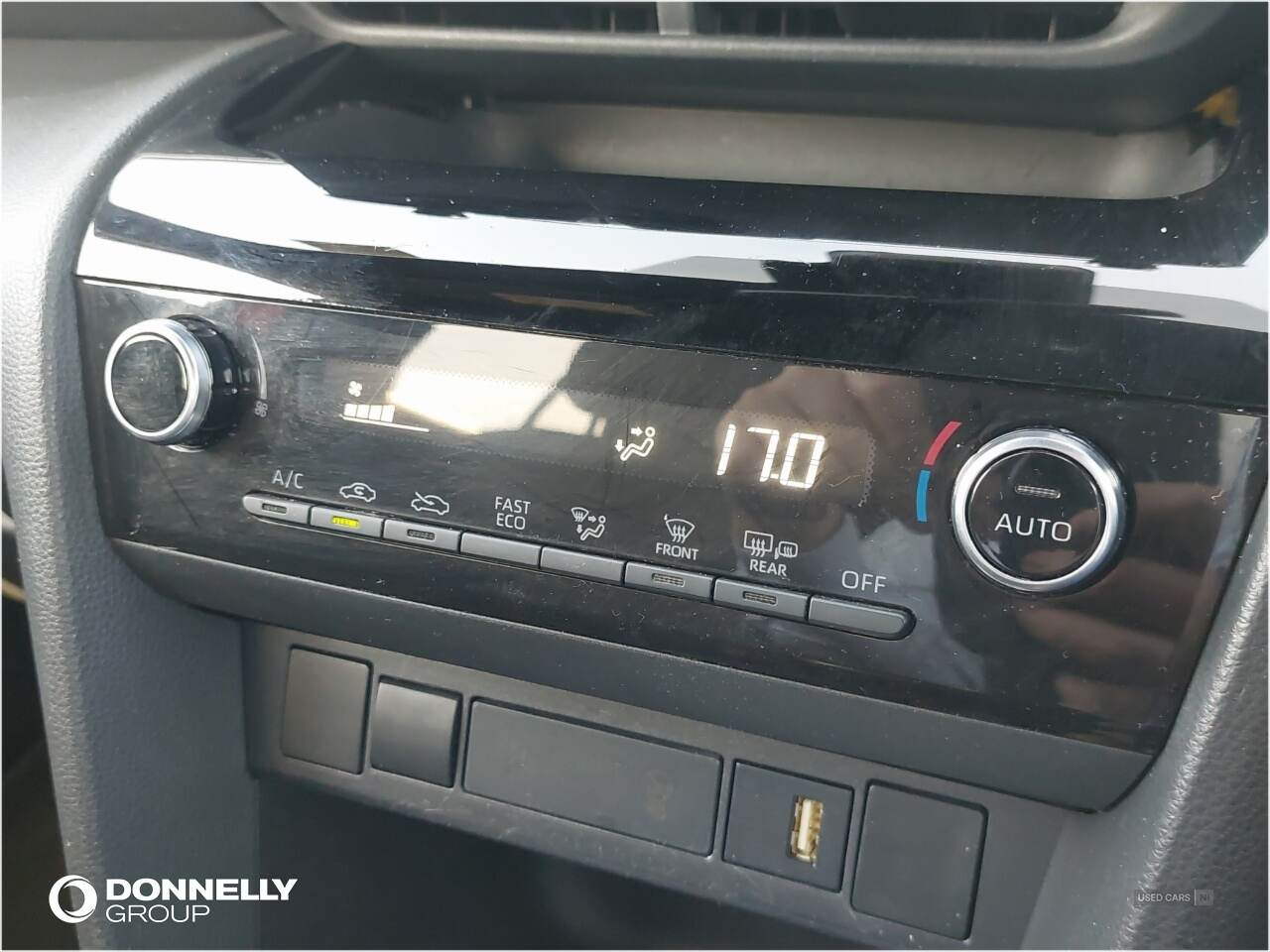 Jul 2022 Toyota Yaris Cross 1.5 Hybrid Design 5dr CVT