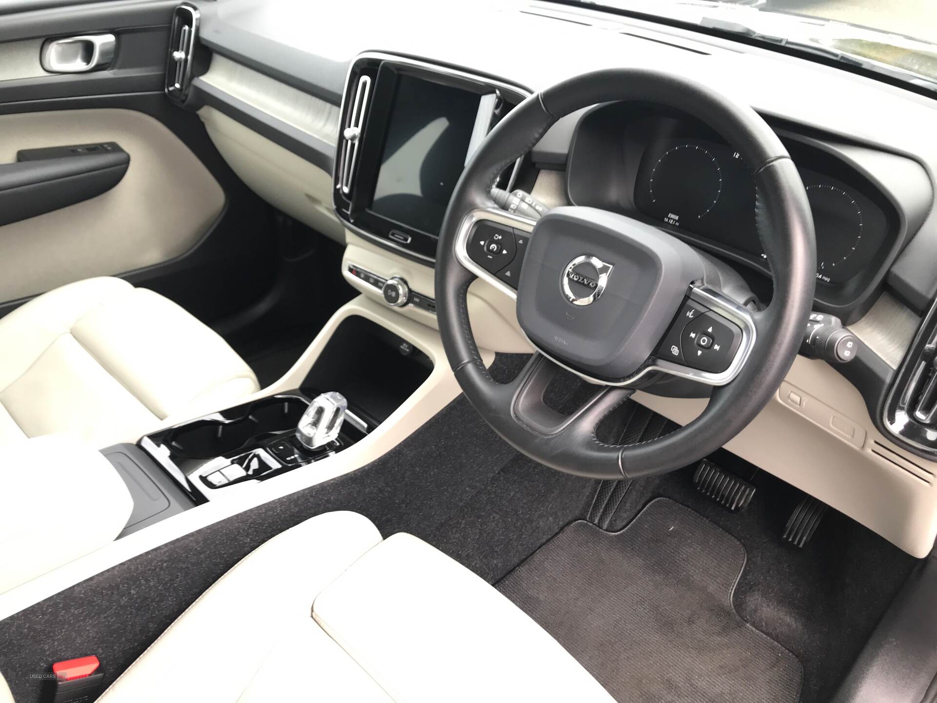 Jun 2020 Volvo XC40 2.0 T4 Inscription Pro 5dr Geartronic