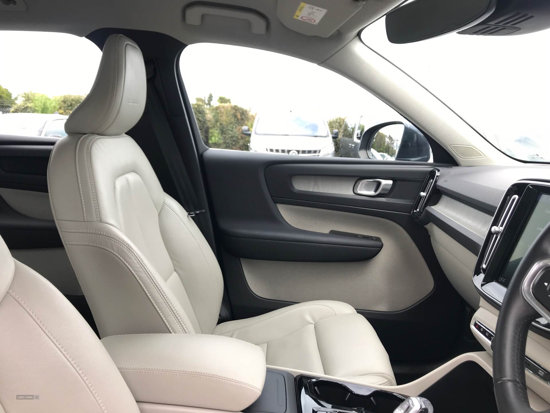 Jun 2020 Volvo XC40 2.0 T4 Inscription Pro 5dr Geartronic