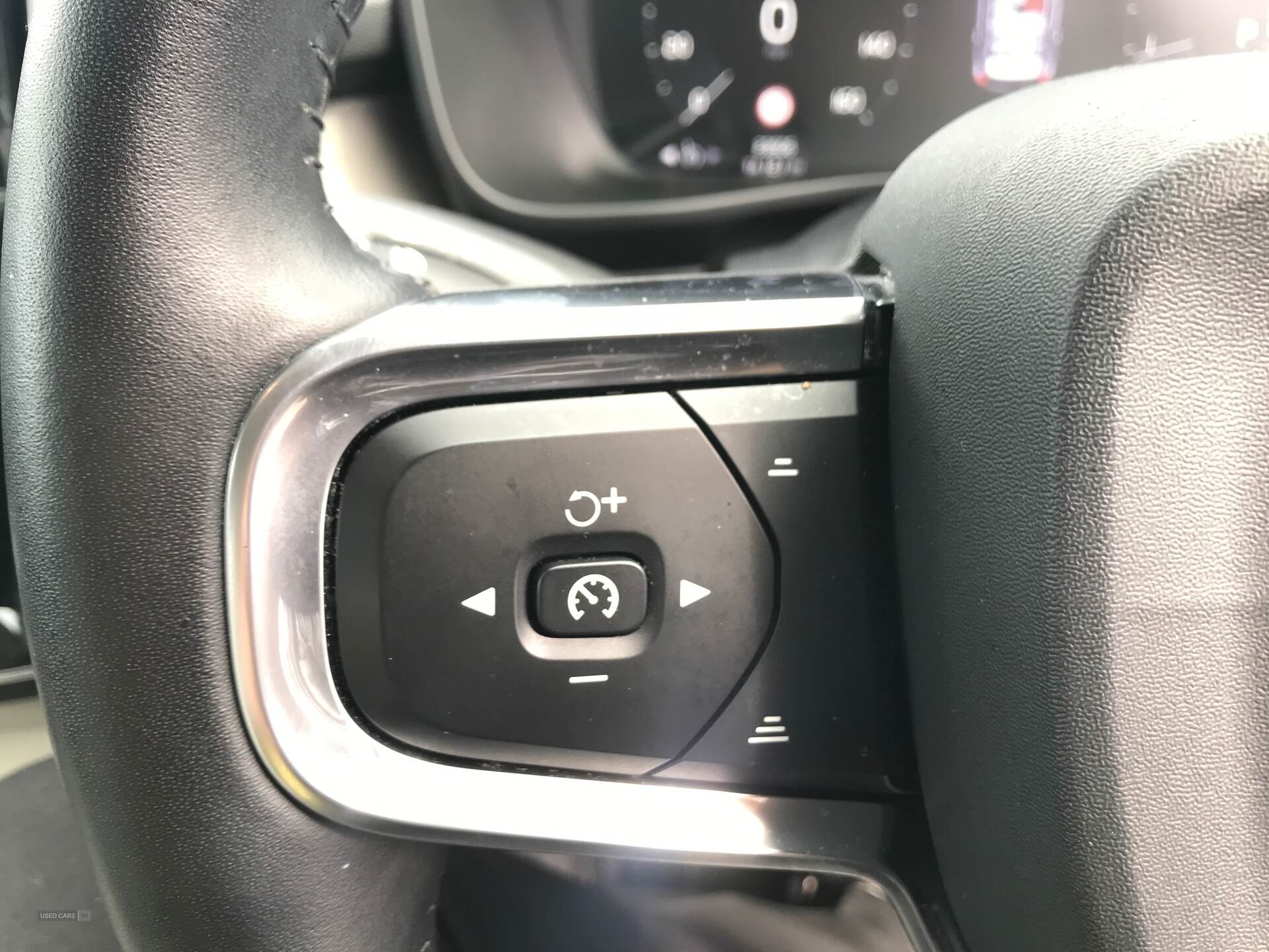 Jun 2020 Volvo XC40 2.0 T4 Inscription Pro 5dr Geartronic