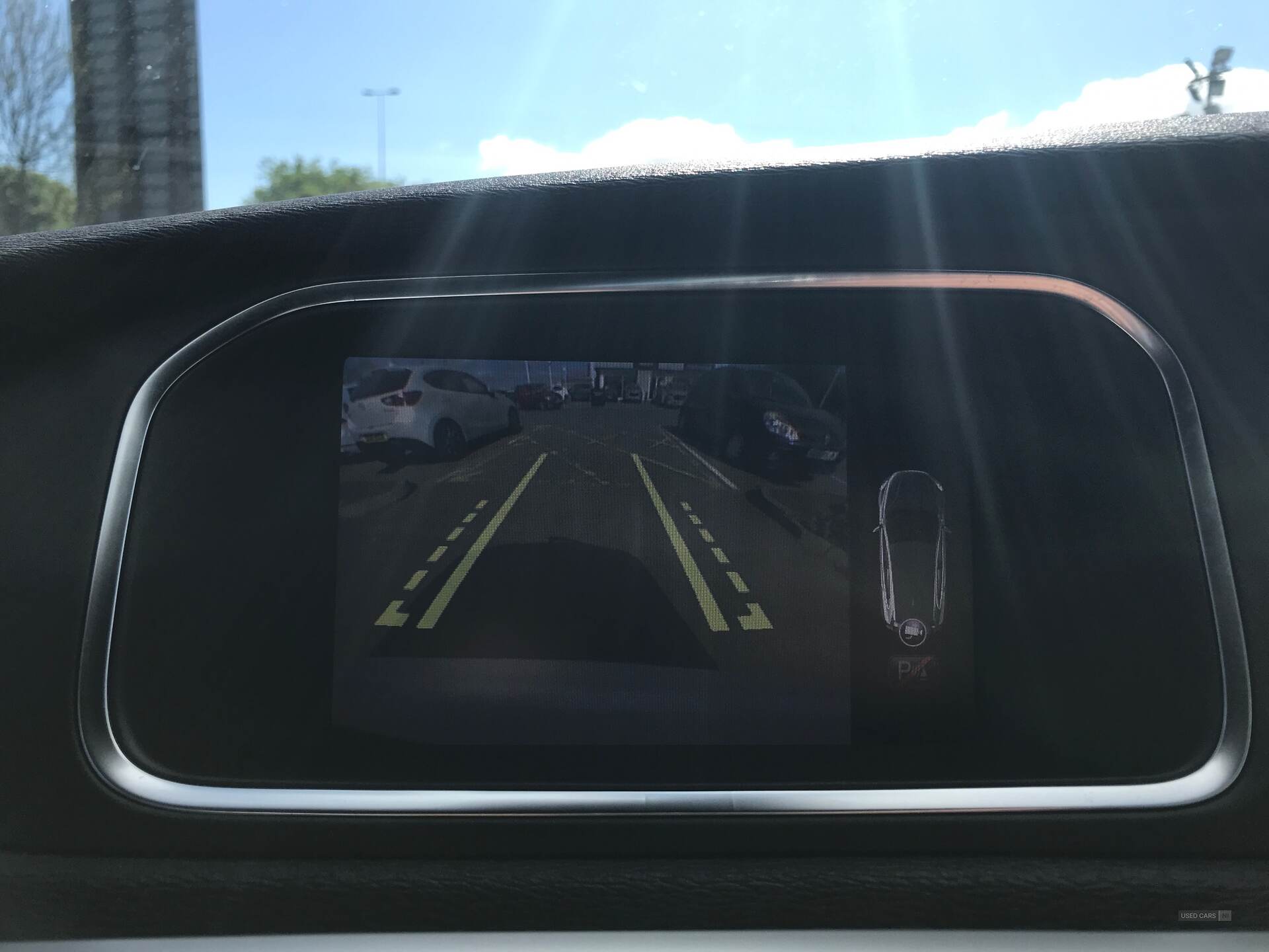 Sep 2018 Volvo V40 T2 [122] R DESIGN Nav Plus 5dr Geartronic