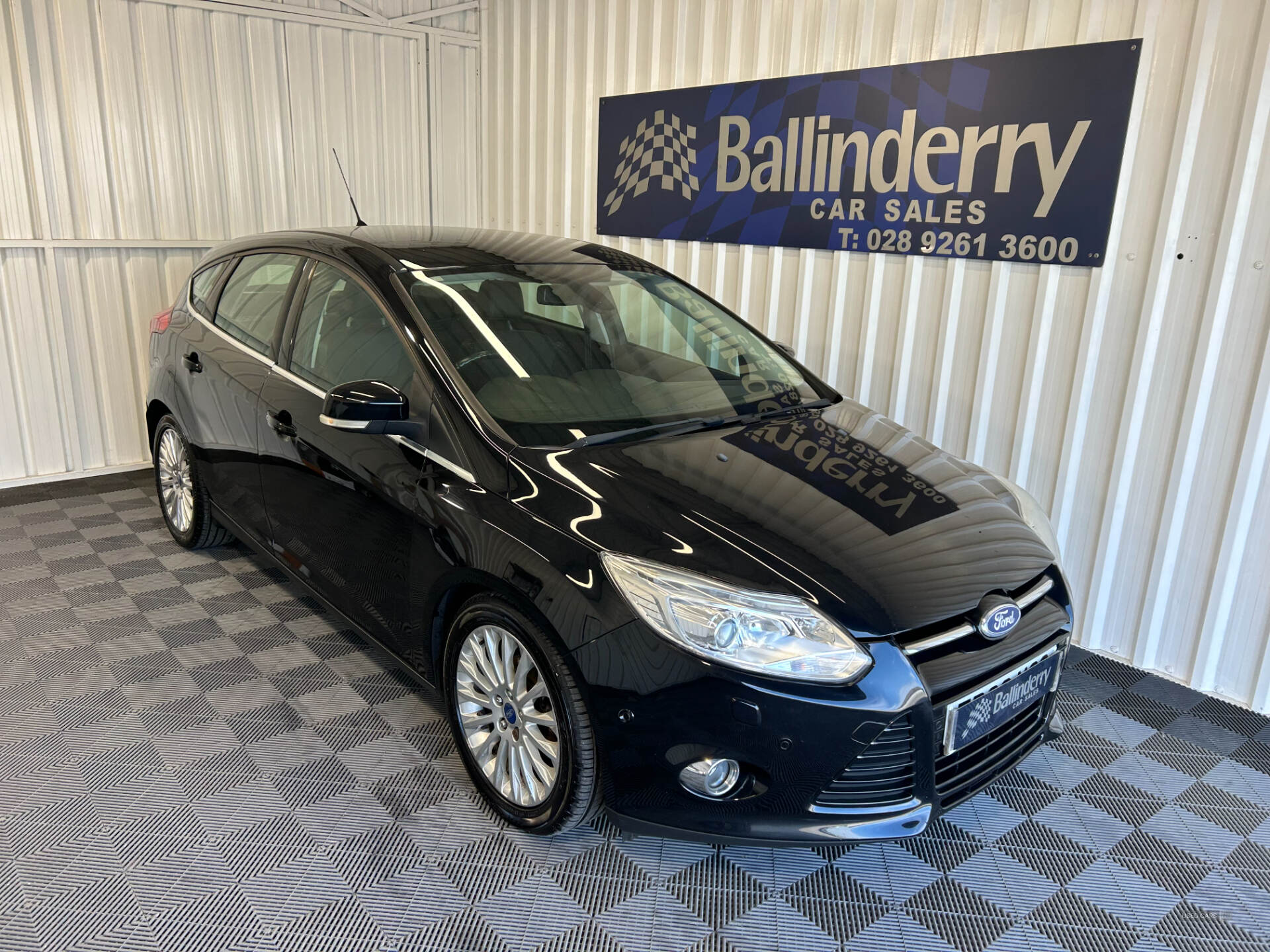 Feb 2013 Ford Focus 1.6 TDCi 115 Titanium X Navigator 5dr