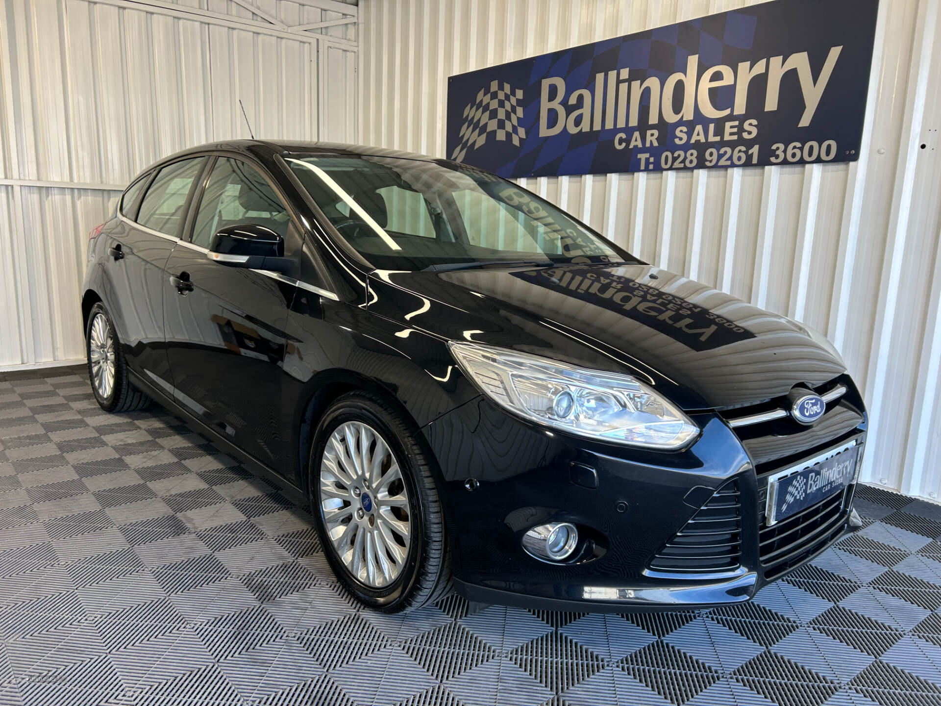 Feb 2013 Ford Focus 1.6 TDCi 115 Titanium X Navigator 5dr