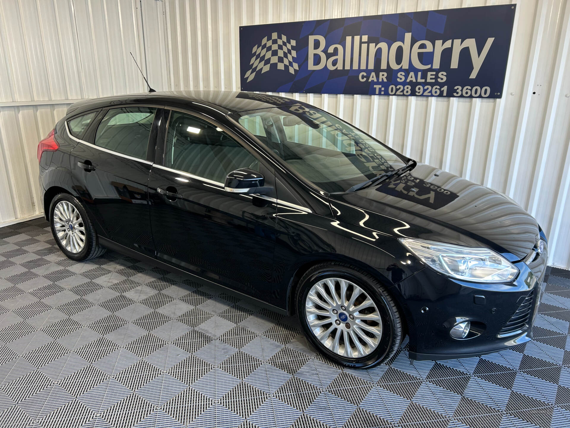 Feb 2013 Ford Focus 1.6 TDCi 115 Titanium X Navigator 5dr