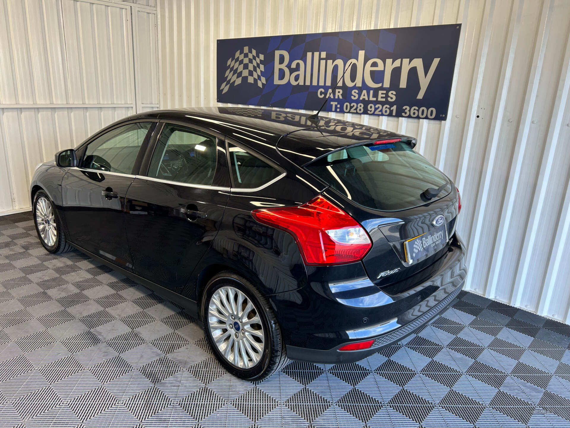 Feb 2013 Ford Focus 1.6 TDCi 115 Titanium X Navigator 5dr