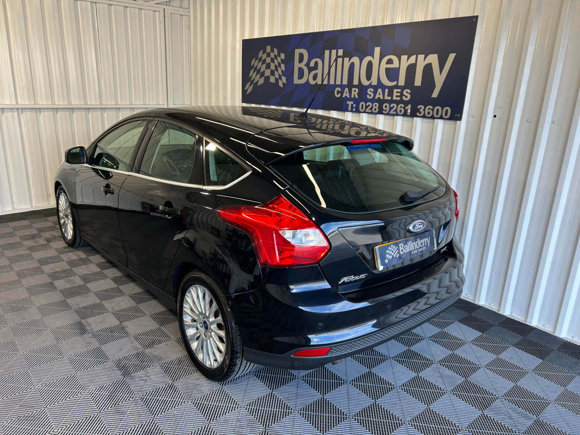 Feb 2013 Ford Focus 1.6 TDCi 115 Titanium X Navigator 5dr