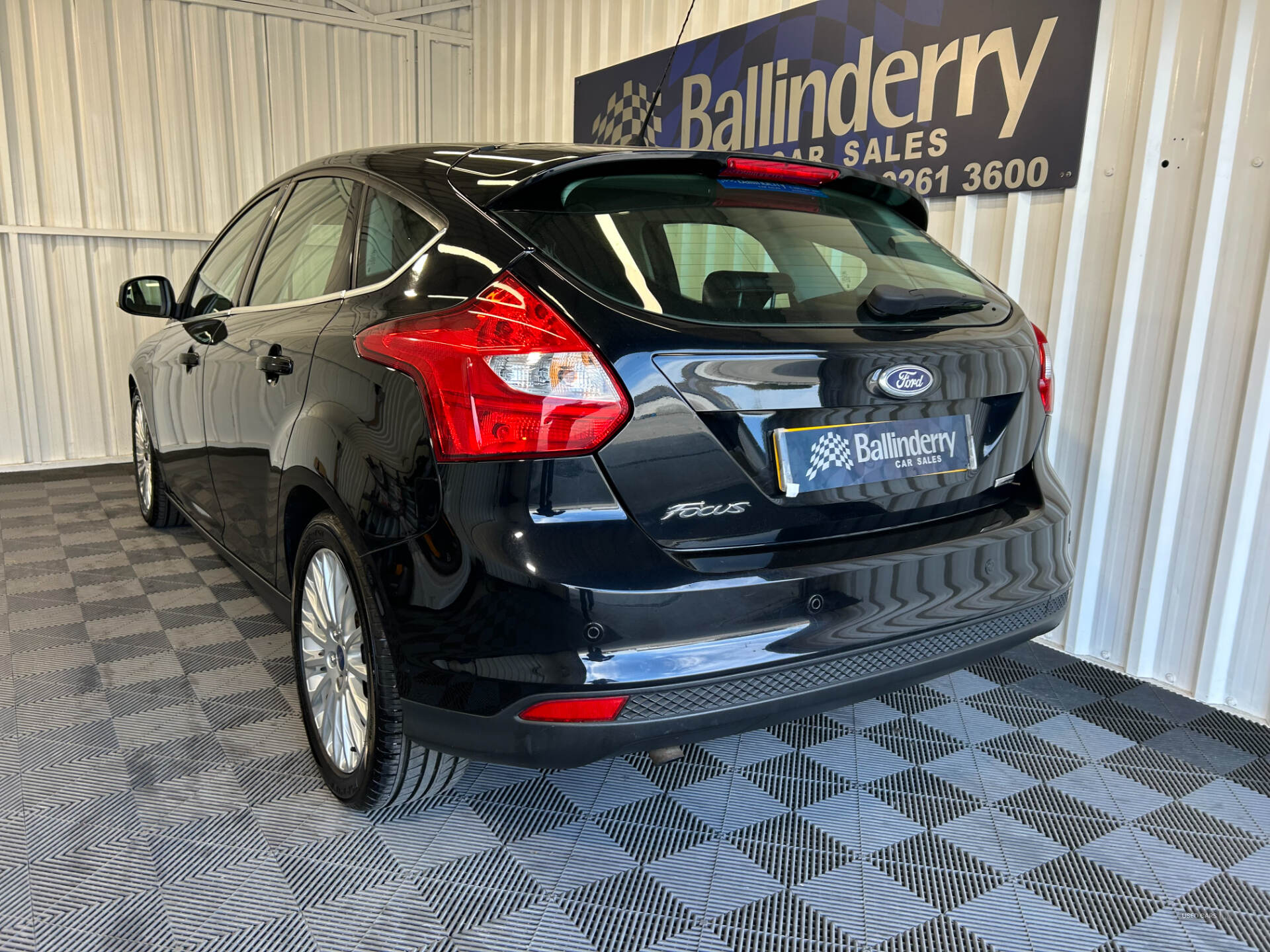 Feb 2013 Ford Focus 1.6 TDCi 115 Titanium X Navigator 5dr