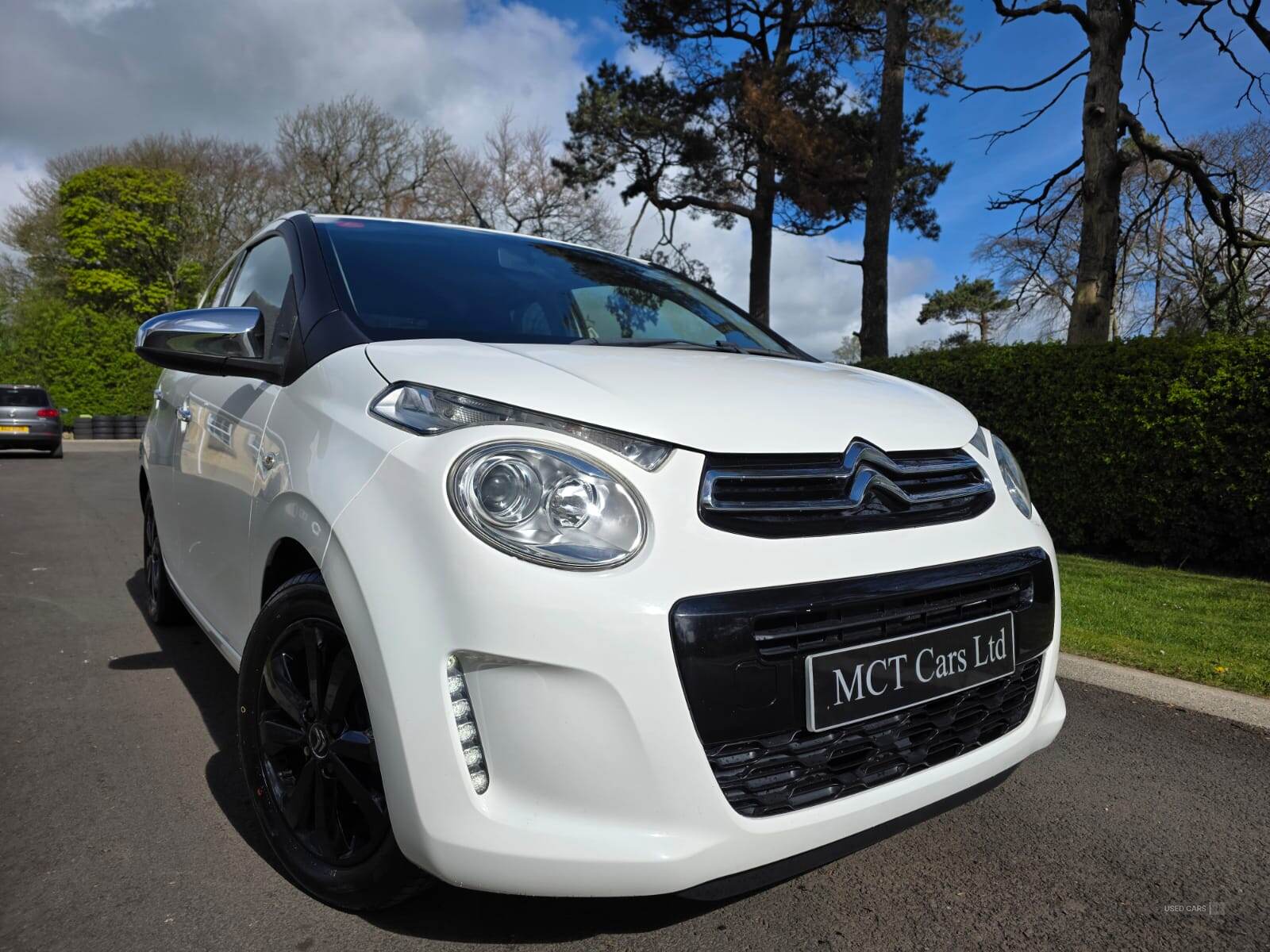 Apr 2017 Citroen C1 1.2 PureTech Flair 5dr