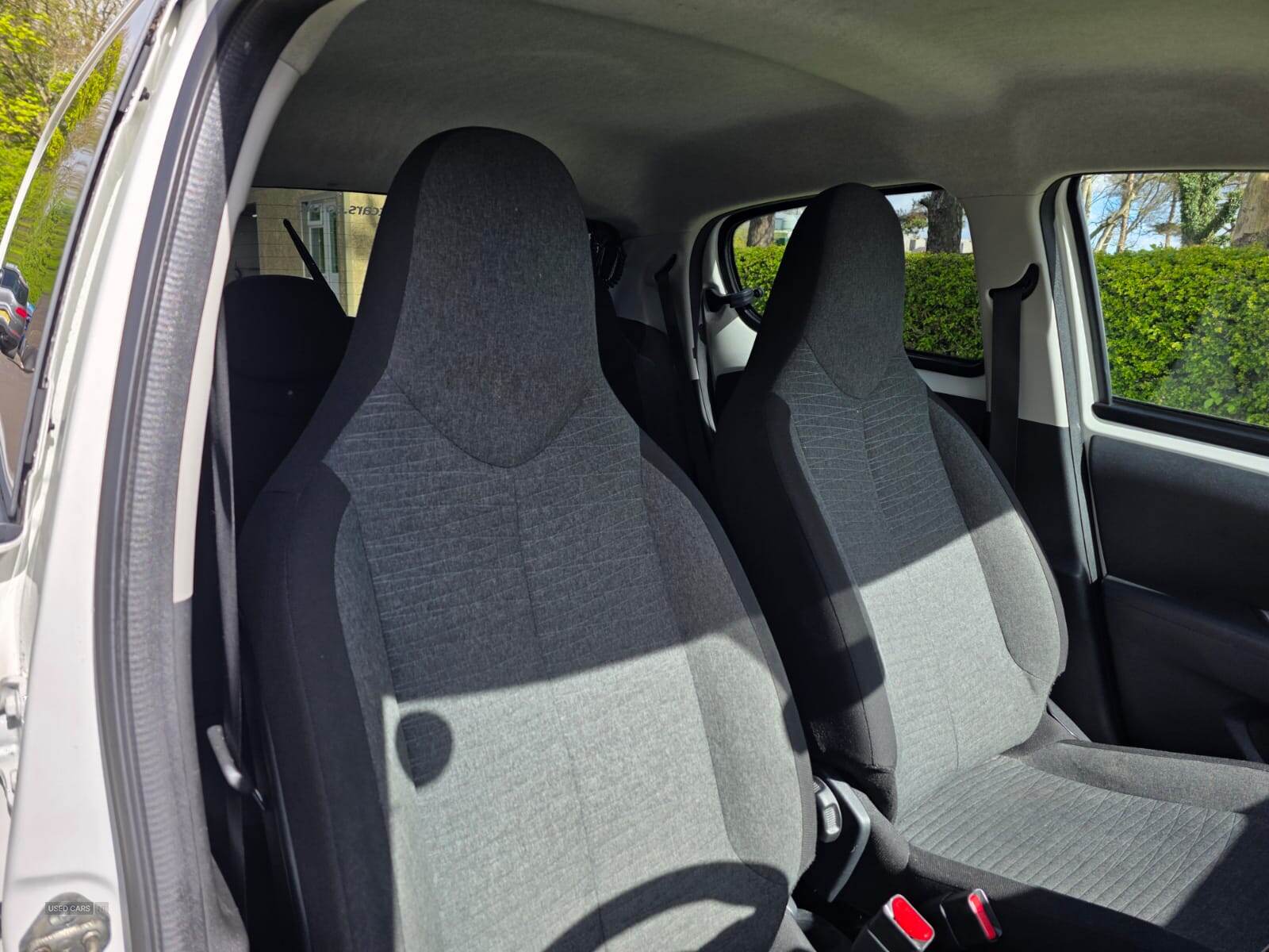 Apr 2017 Citroen C1 1.2 PureTech Flair 5dr