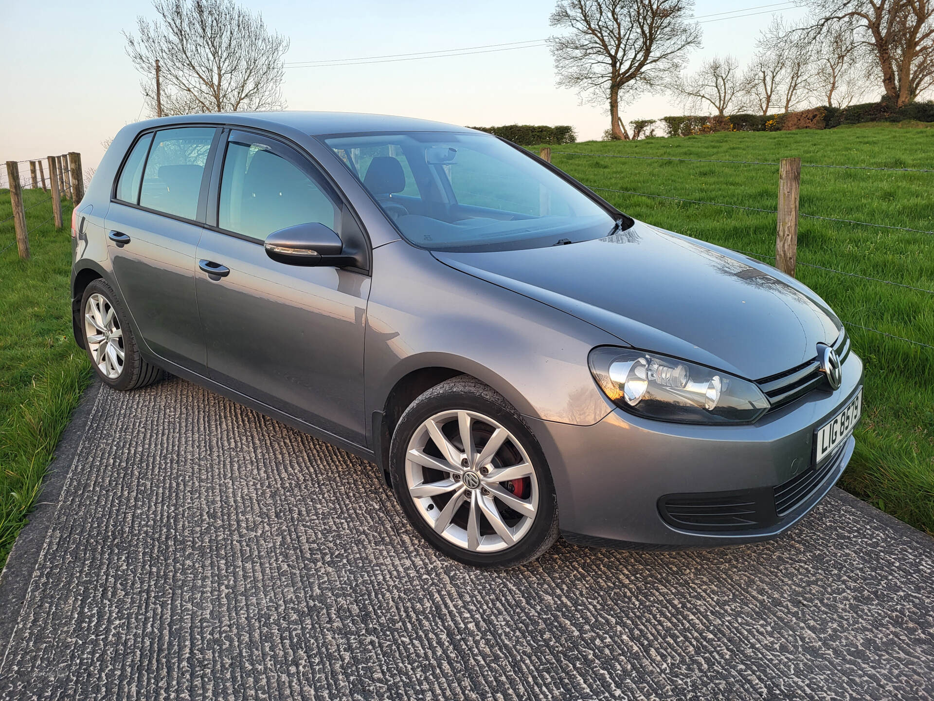 Jun 2012 Volkswagen Golf 1.6 TDi S 5dr
