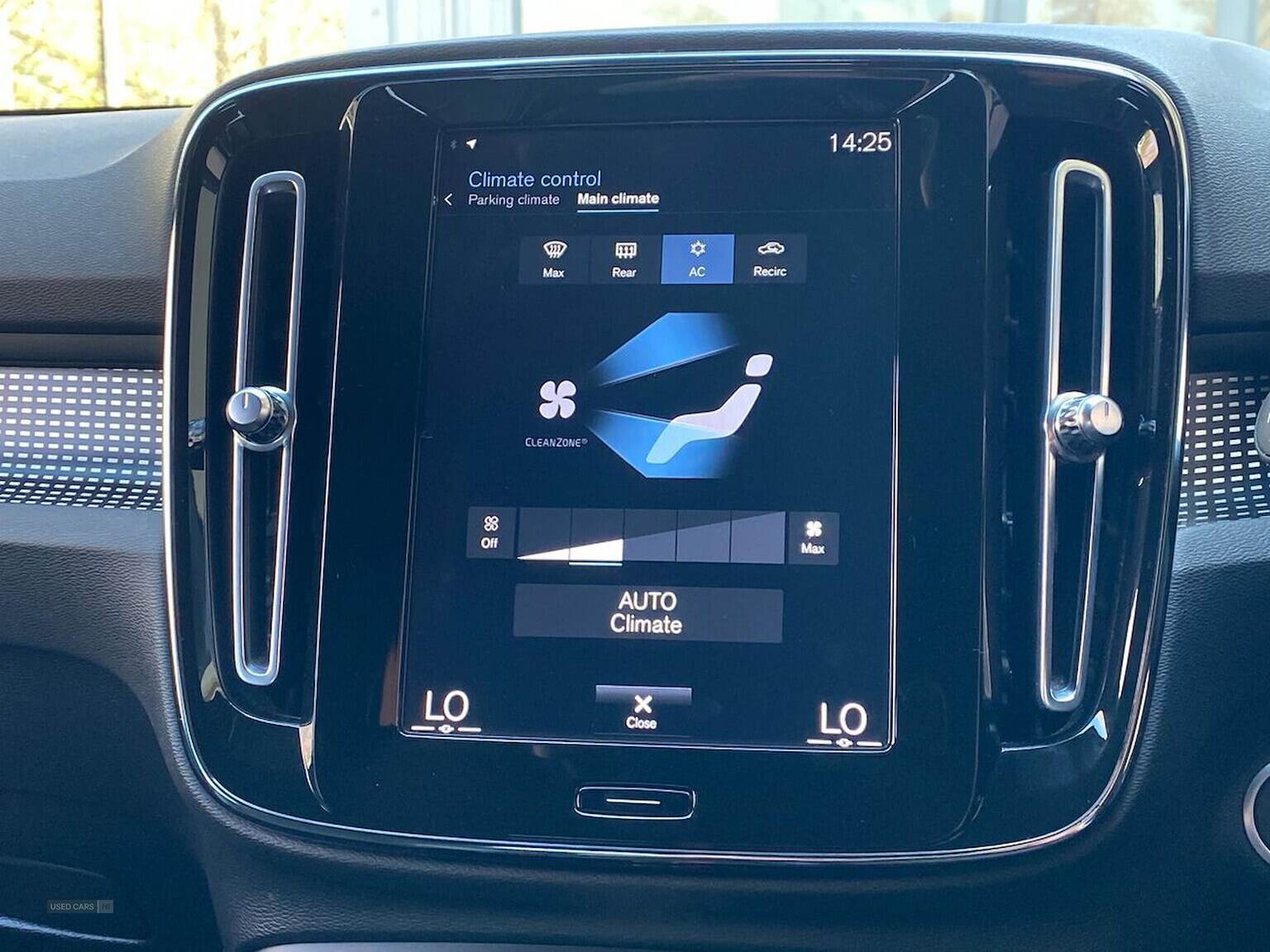 Mar 2021 Volvo XC40 1.5 T3 [163] R Design 5Dr