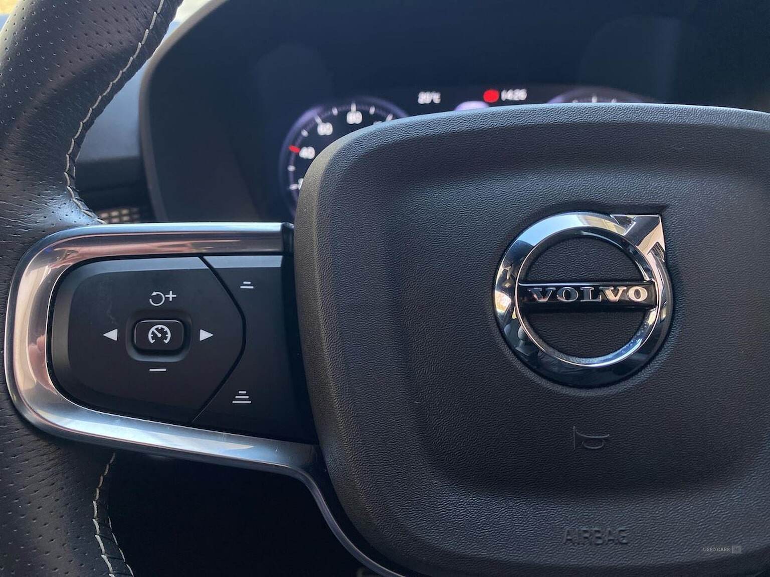 Mar 2021 Volvo XC40 1.5 T3 [163] R Design 5Dr