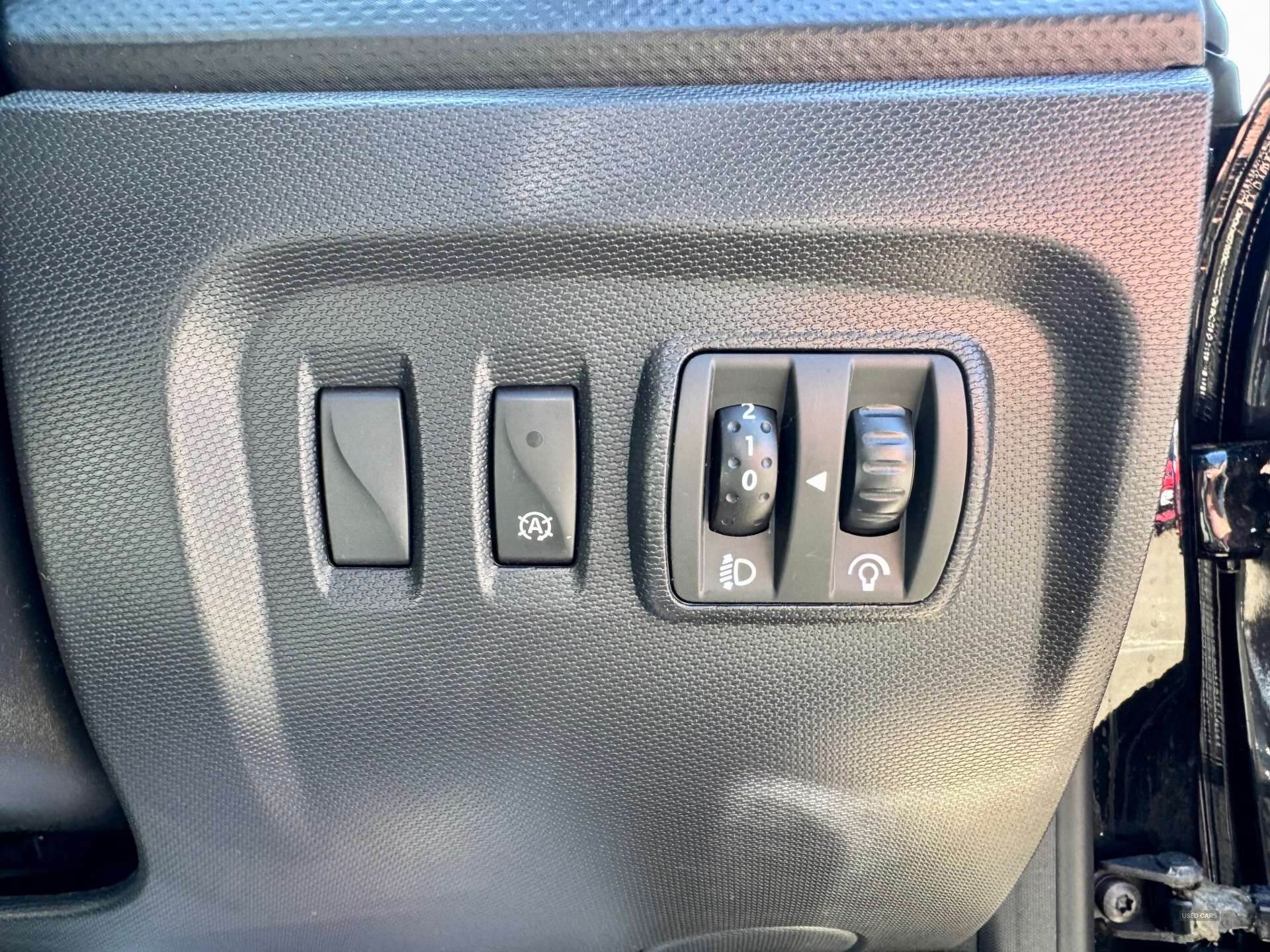 Nov 2013 Renault Captur 0.9 TCE 90 Dynamique MediaNav Energy 5dr