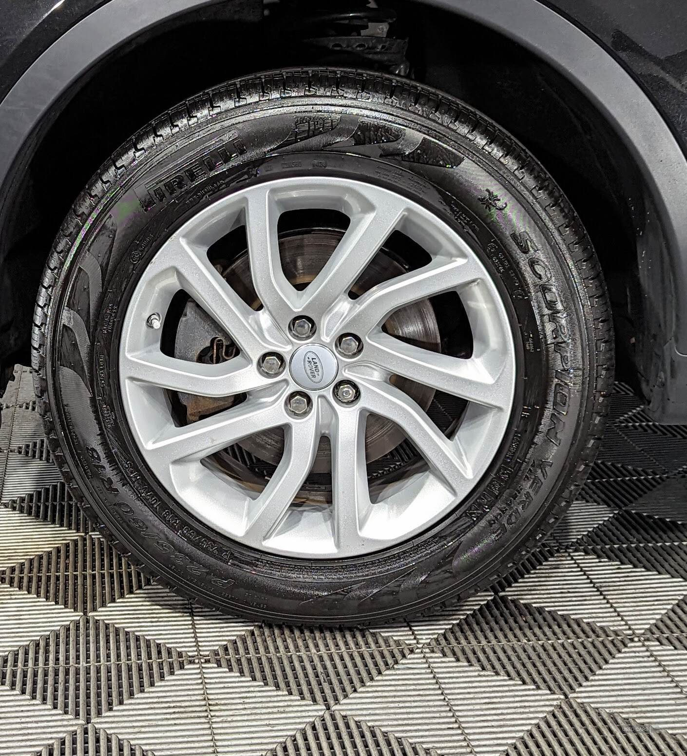 Sep 2019 Land Rover Discovery Sport 2.0 TD4 180 SE Tech 5dr Auto