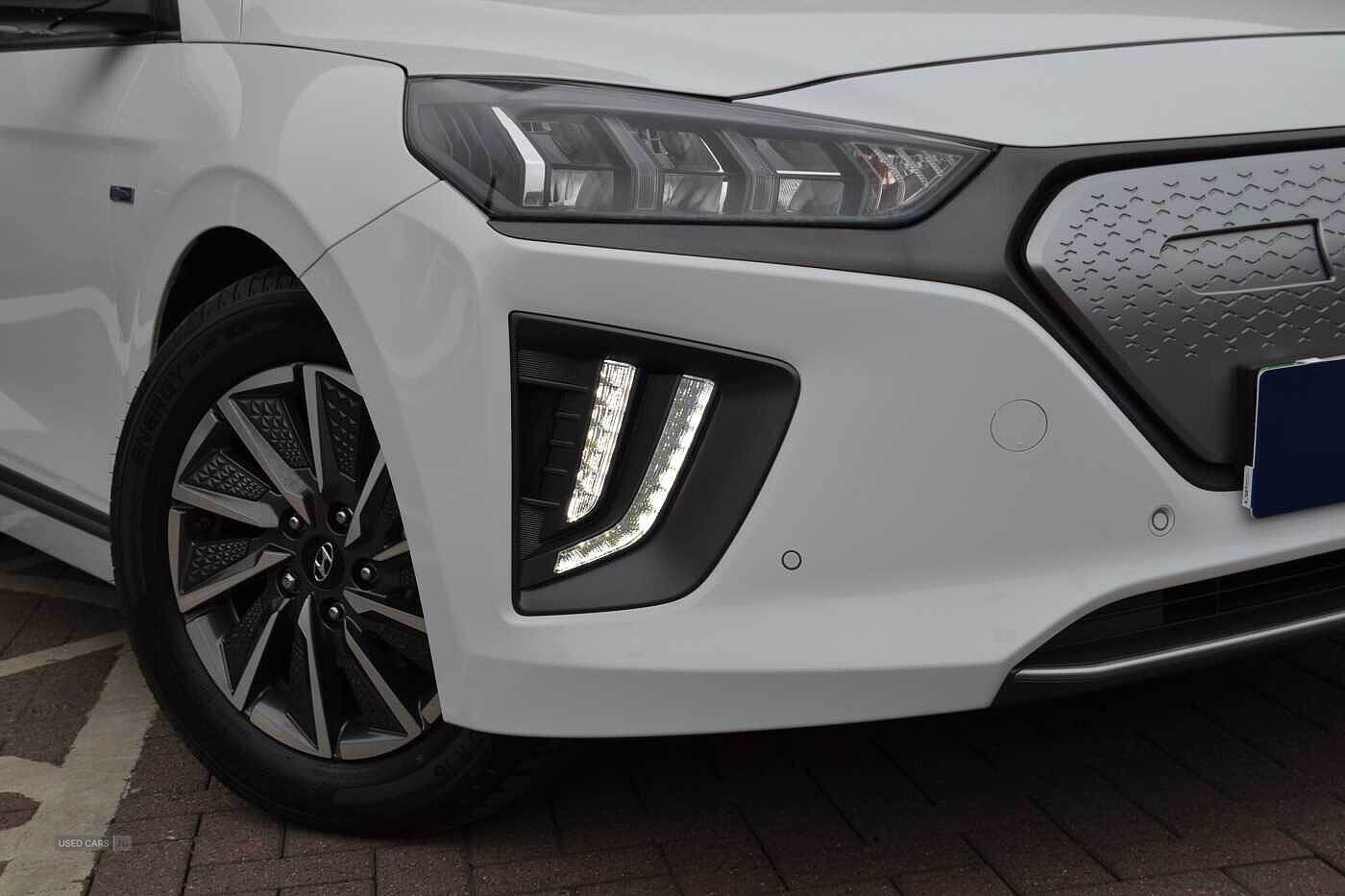 May 2021 Hyundai Ioniq 100kW Premium SE 38kWh 5dr Auto