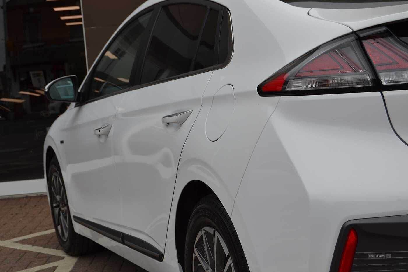 May 2021 Hyundai Ioniq 100kW Premium SE 38kWh 5dr Auto