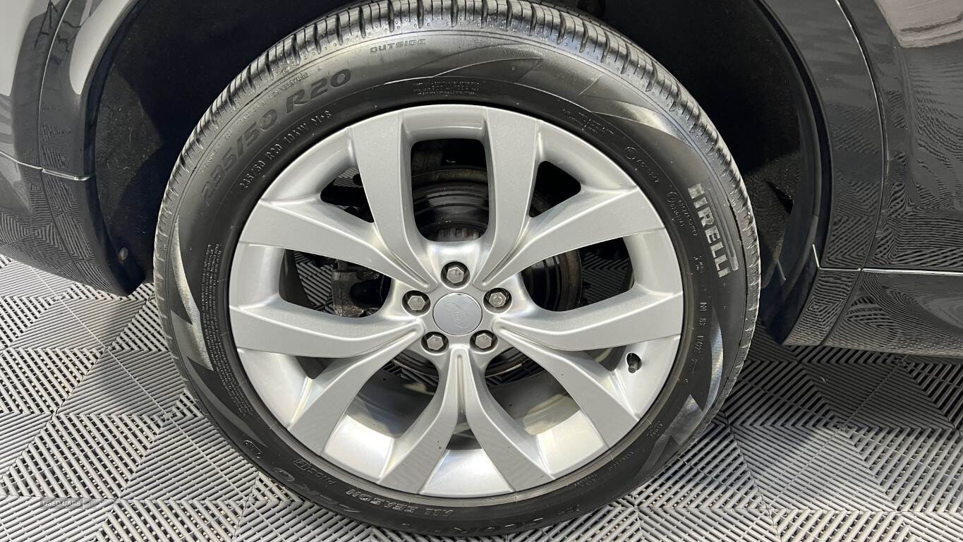 Jul 2022 Land Rover Discovery Sport 2.0 D200 Urban Edition 5dr Auto [5 Seat]