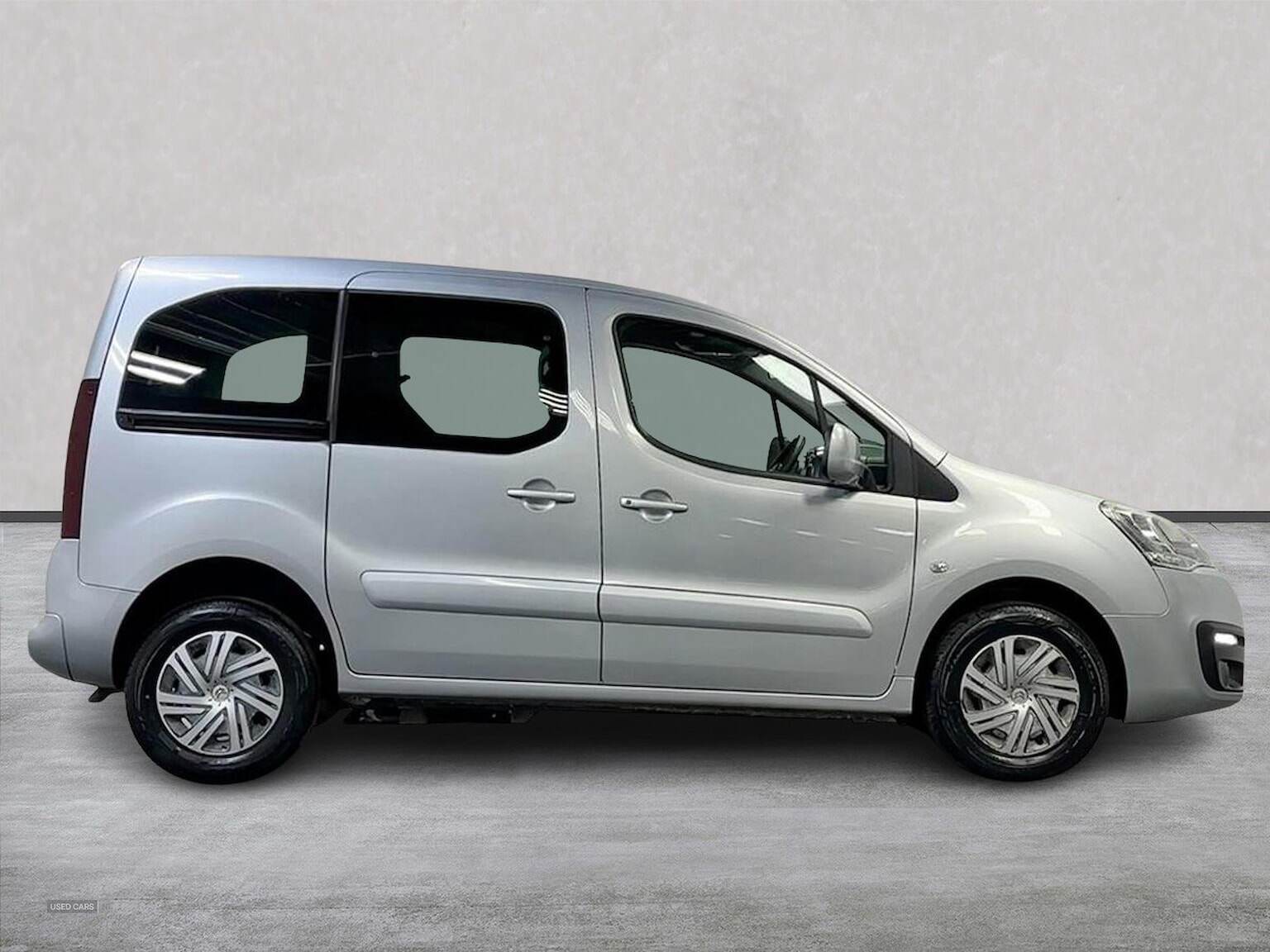 Oct 2017 Citroen Berlingo Multispace 1.6 Bluehdi 100 Feel 5Dr
