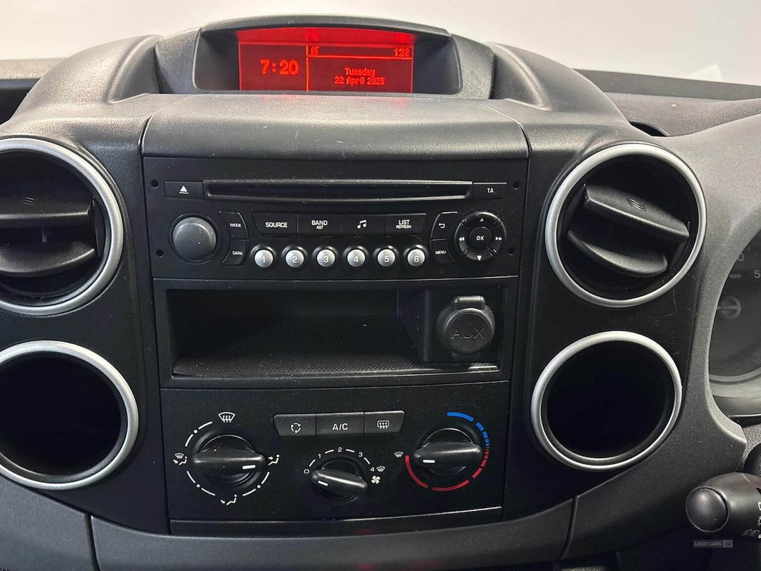 Oct 2017 Citroen Berlingo Multispace 1.6 Bluehdi 100 Feel 5Dr