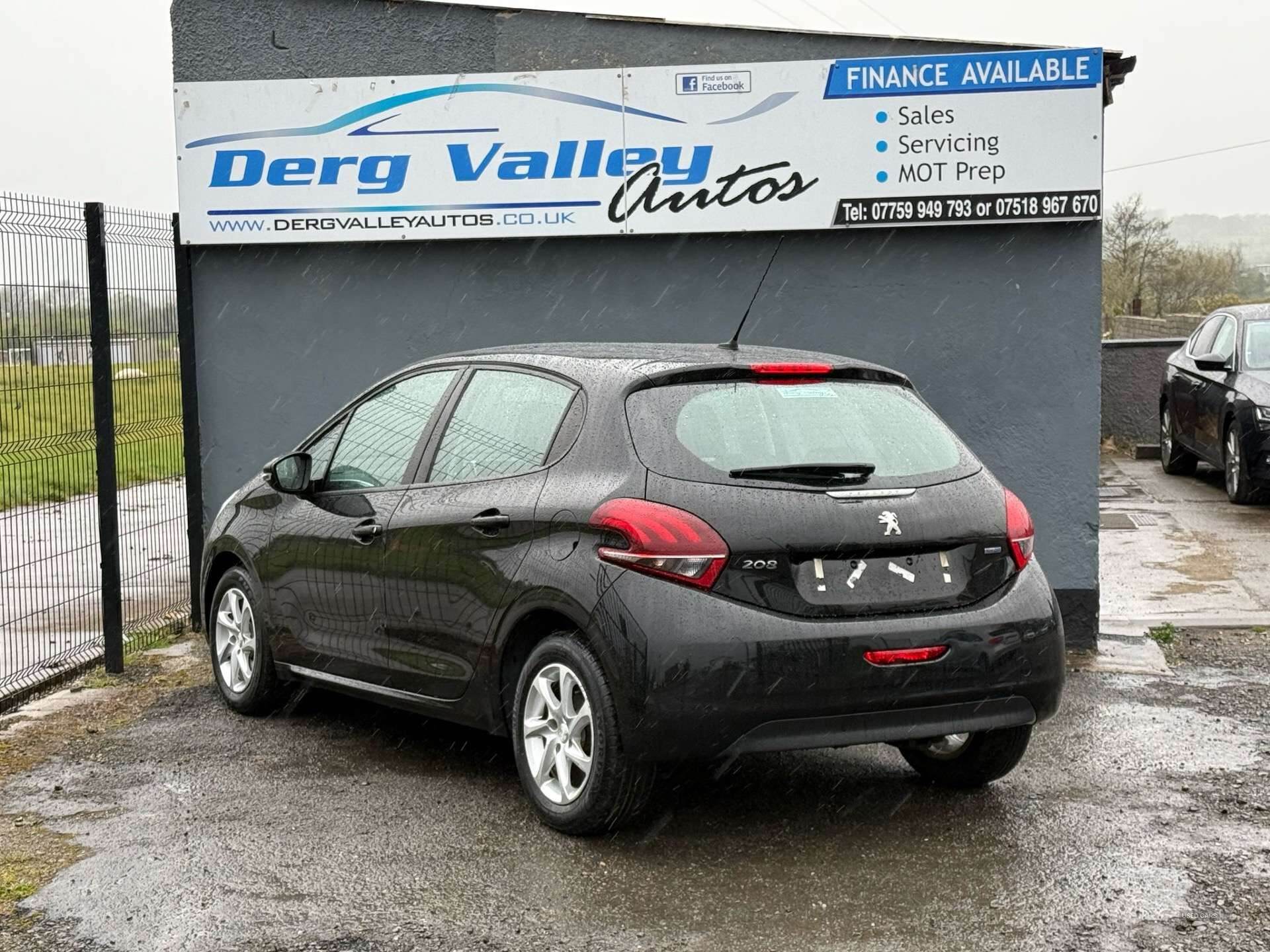 May 2016 Peugeot 208 1.6 BlueHDi Active 5dr