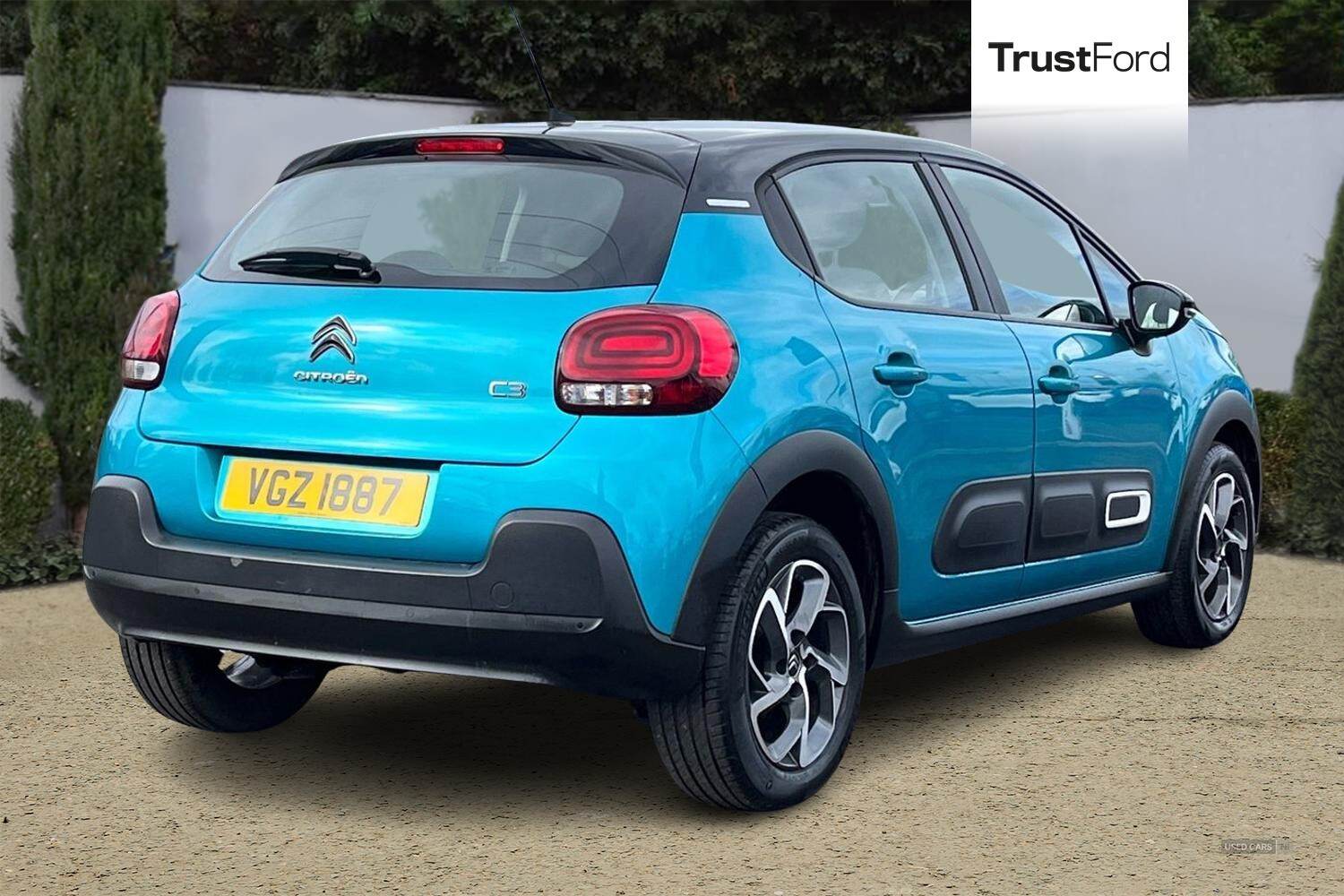 Sep 2021 Citroen C3 1.2 PureTech Shine 5dr