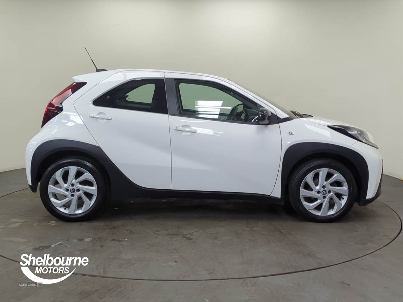 Mar 2023 Toyota Aygo X 1.0 VVT-i Pure 5dr