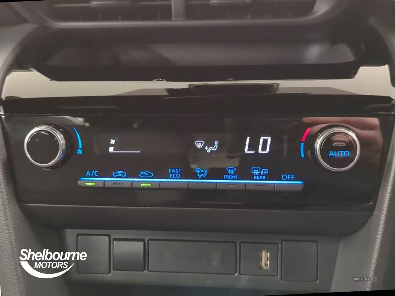 Nov 2023 Toyota Yaris Cross 1.5 Hybrid Design 5dr CVT