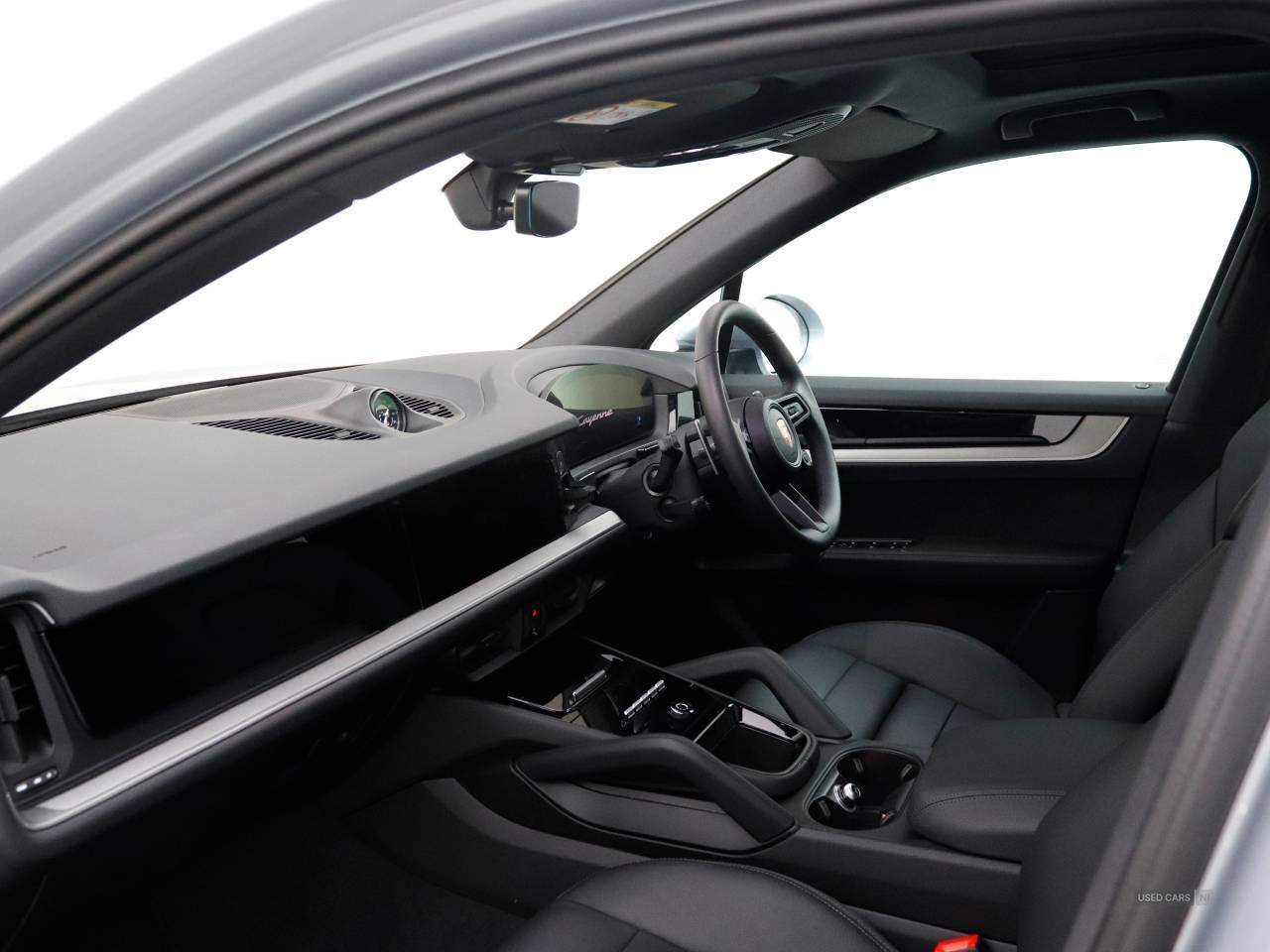 Mar 2025 Porsche Cayenne 5dr Tiptronic S