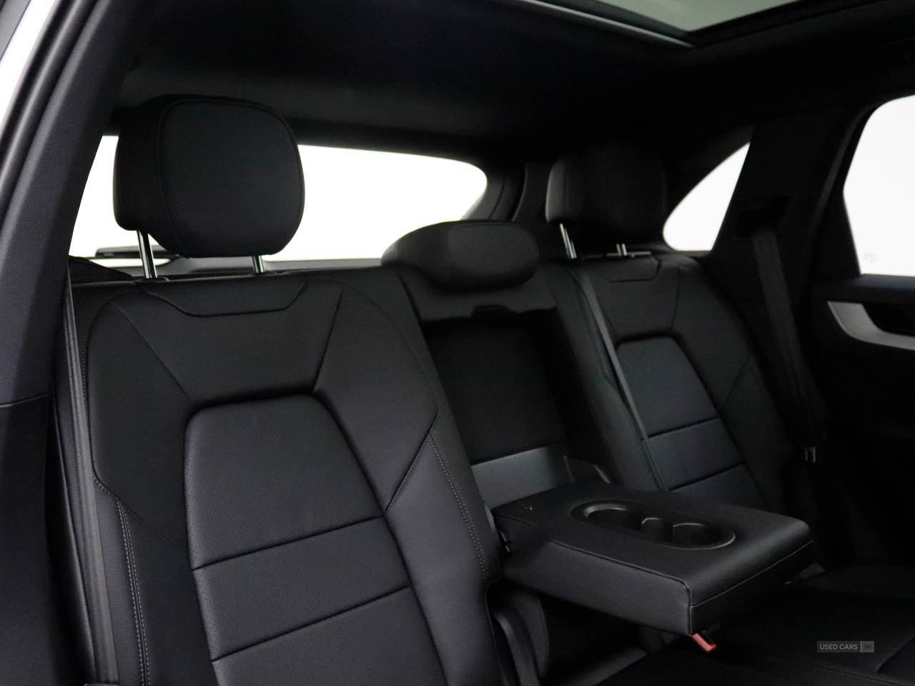 Mar 2025 Porsche Cayenne 5dr Tiptronic S