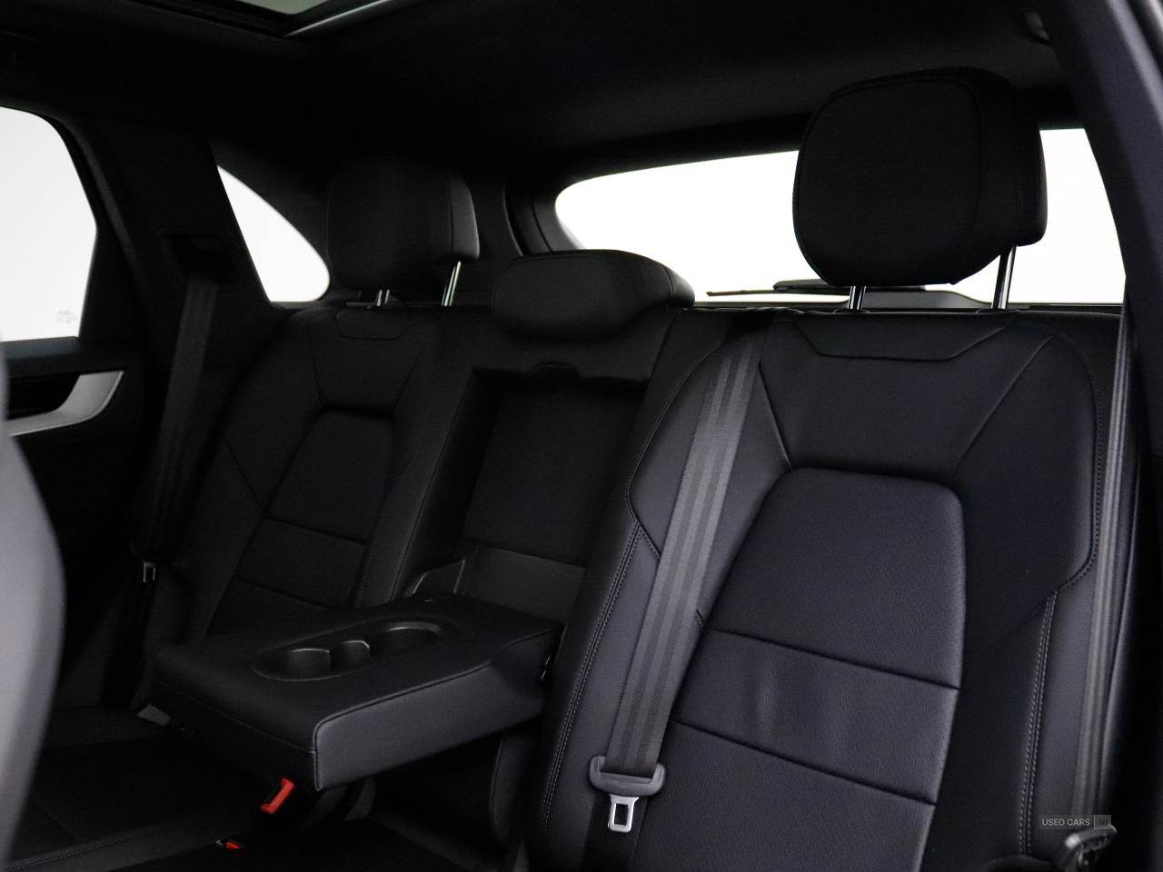 Mar 2025 Porsche Cayenne 5dr Tiptronic S