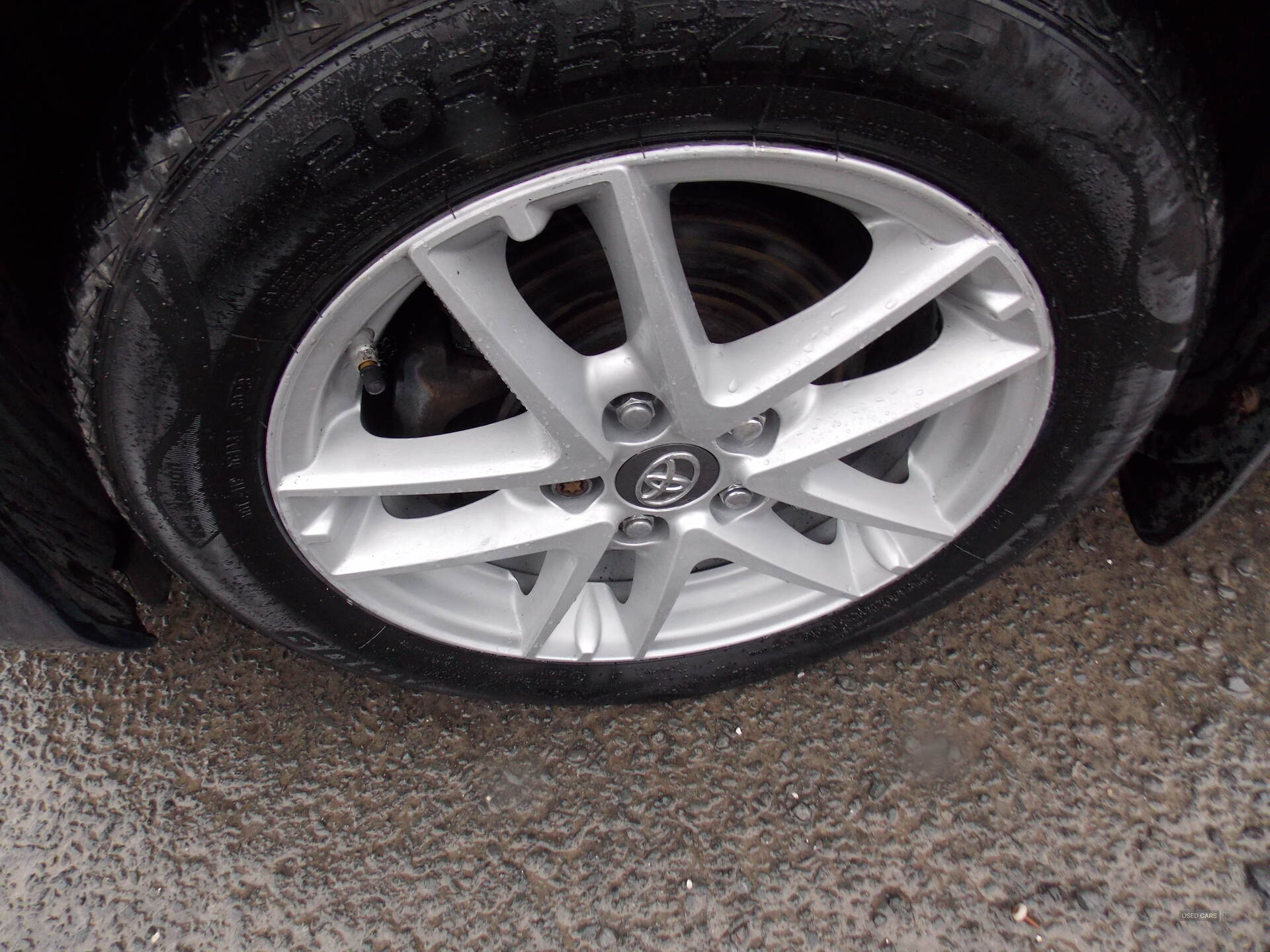 Sep 2015 Toyota Auris 1.33 Dual VVTi Icon+ 5dr