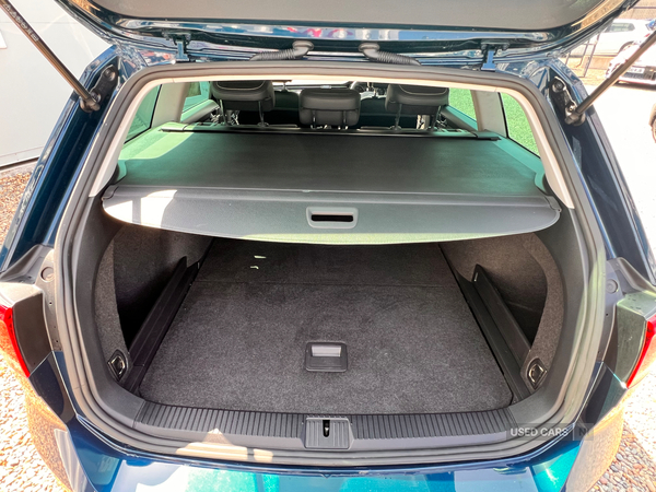 Volkswagen Passat DIESEL ESTATE in Antrim