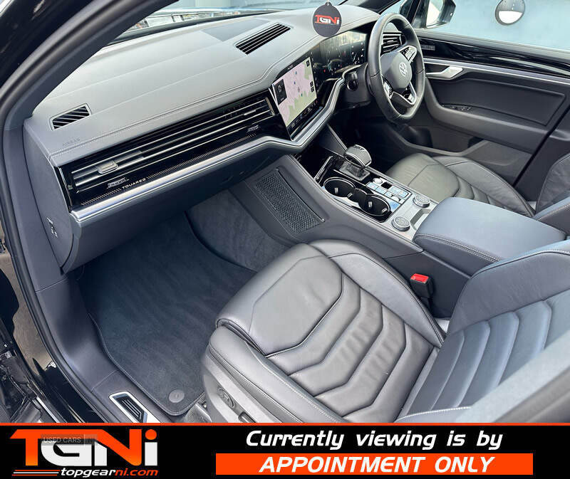 May 2024 Volkswagen Touareg 3.0 V6 TDI 4Motion Black Edition 5dr Tip Auto