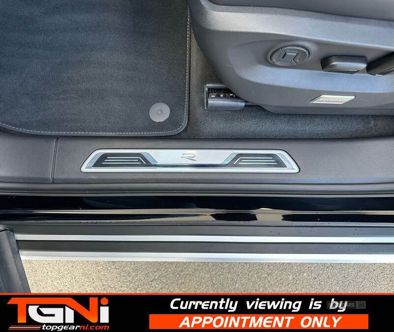 May 2024 Volkswagen Touareg 3.0 V6 TDI 4Motion Black Edition 5dr Tip Auto