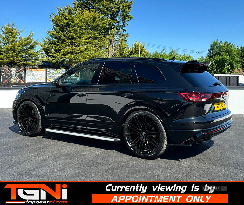 May 2024 Volkswagen Touareg 3.0 V6 TDI 4Motion Black Edition 5dr Tip Auto