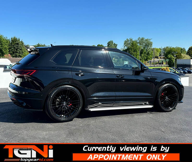 May 2024 Volkswagen Touareg 3.0 V6 TDI 4Motion Black Edition 5dr Tip Auto