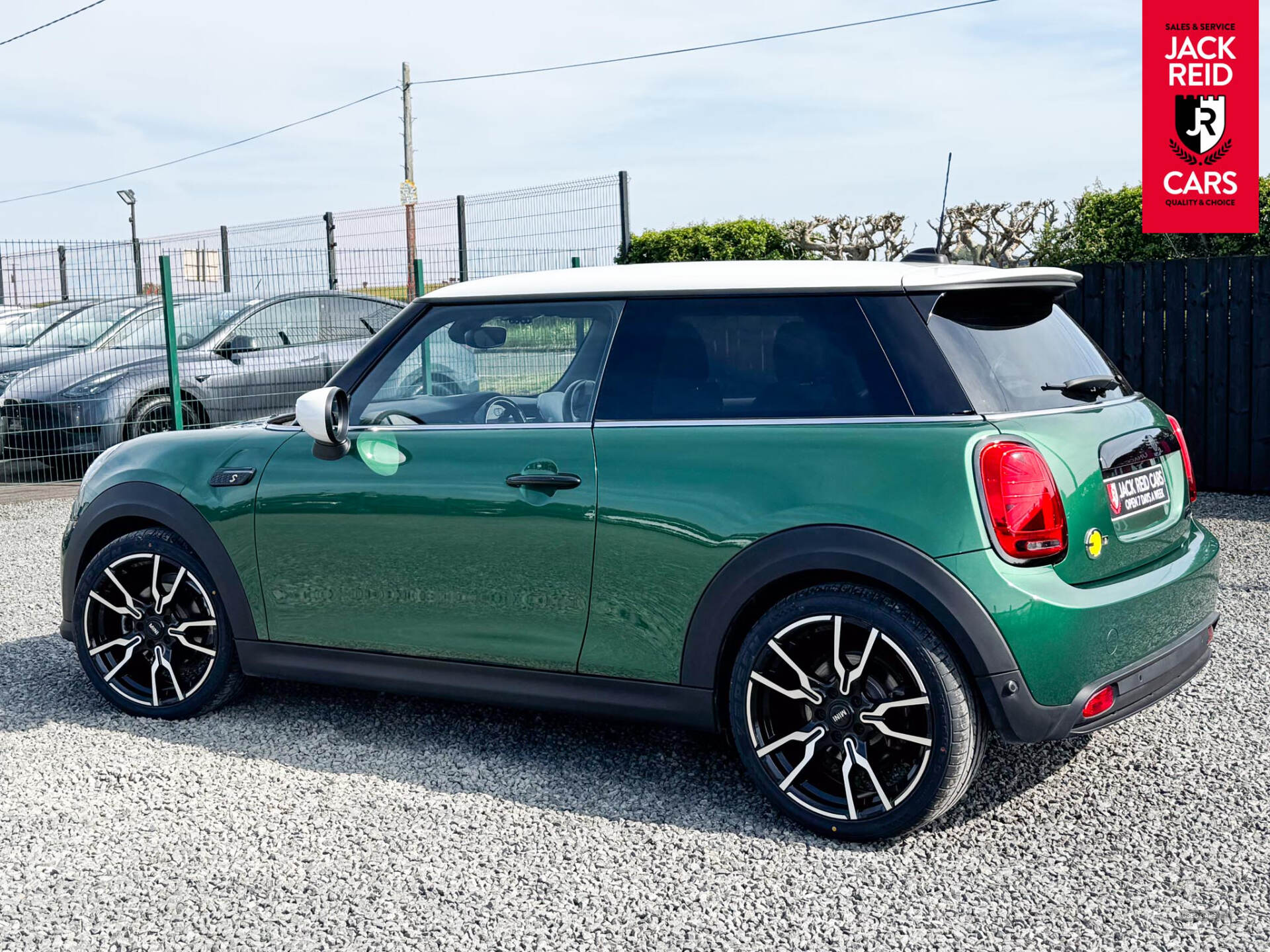 Apr 2022 MINI Hatch 135kW Cooper S Level 2 33kWh 3dr Auto