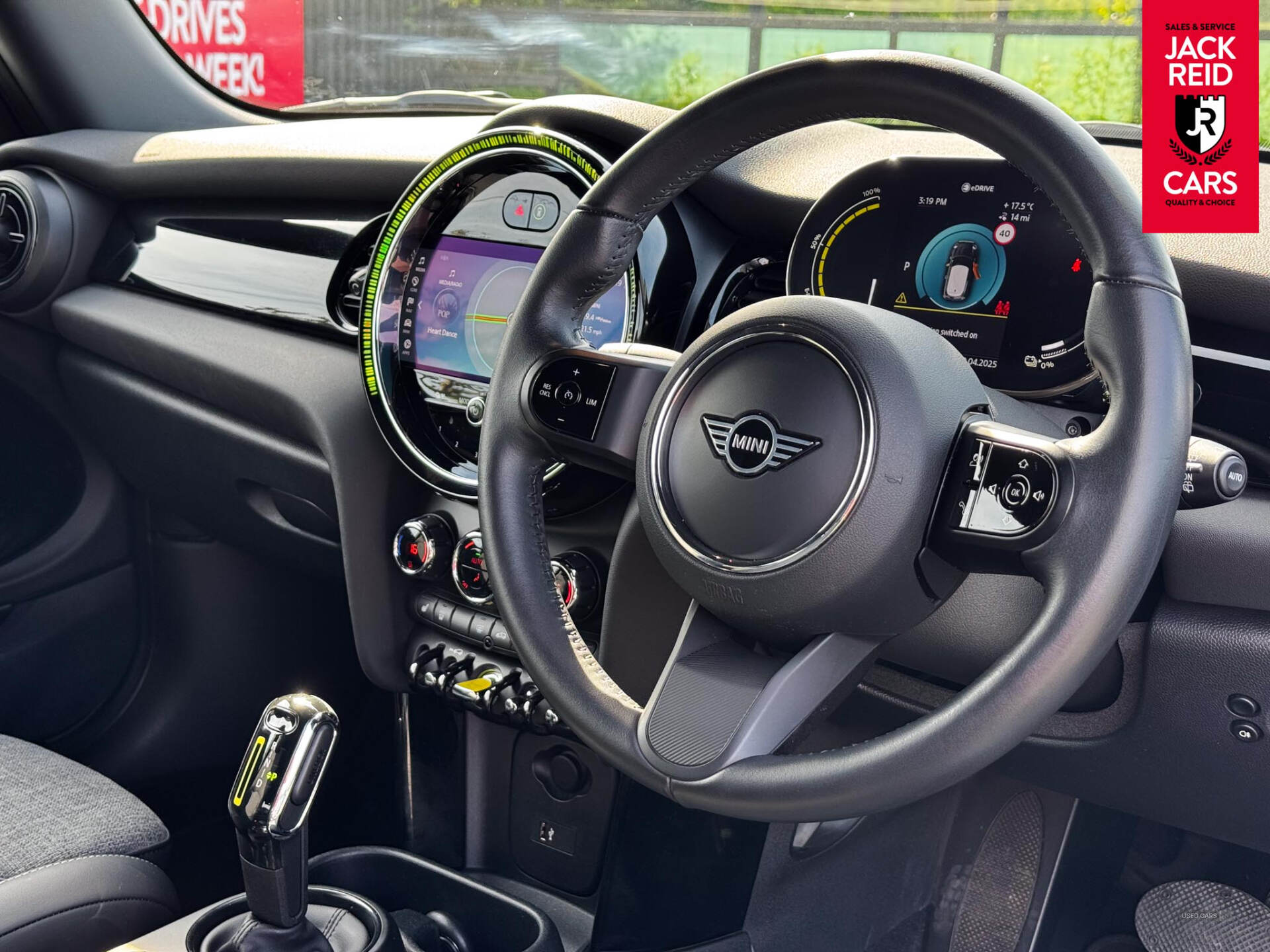Apr 2022 MINI Hatch 135kW Cooper S Level 2 33kWh 3dr Auto