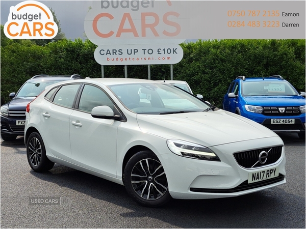 Volvo V40 HATCHBACK in Down