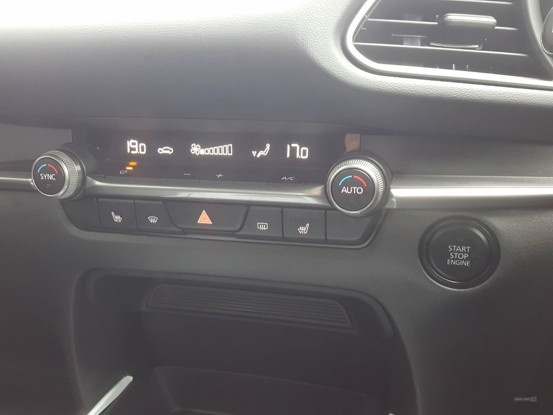 Mar 2023 Mazda CX-30 2.0 e-Skyactiv G MHEV SE-L Lux 5dr