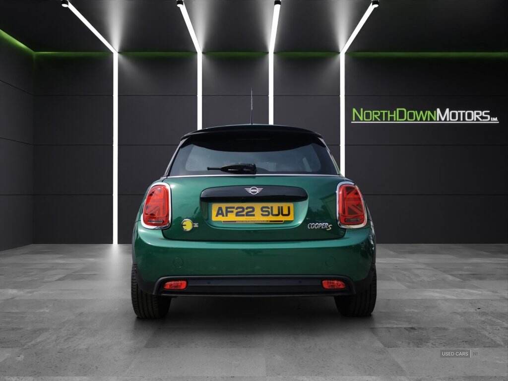 Mar 2022 MINI HATCHBACK 135kW Cooper S Level 2 33kWh 3dr Auto