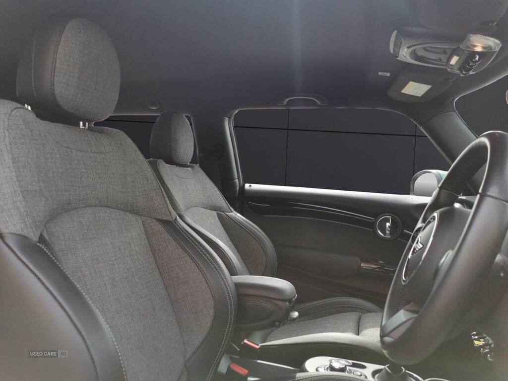 Mar 2022 MINI HATCHBACK 135kW Cooper S Level 2 33kWh 3dr Auto