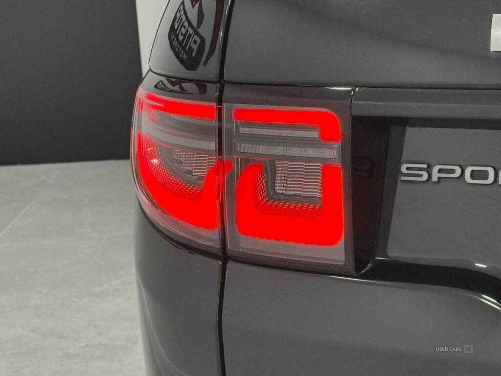 Jan 2020 Land Rover Discovery Sport 2.0 D150 R-Dynamic S 5dr Auto