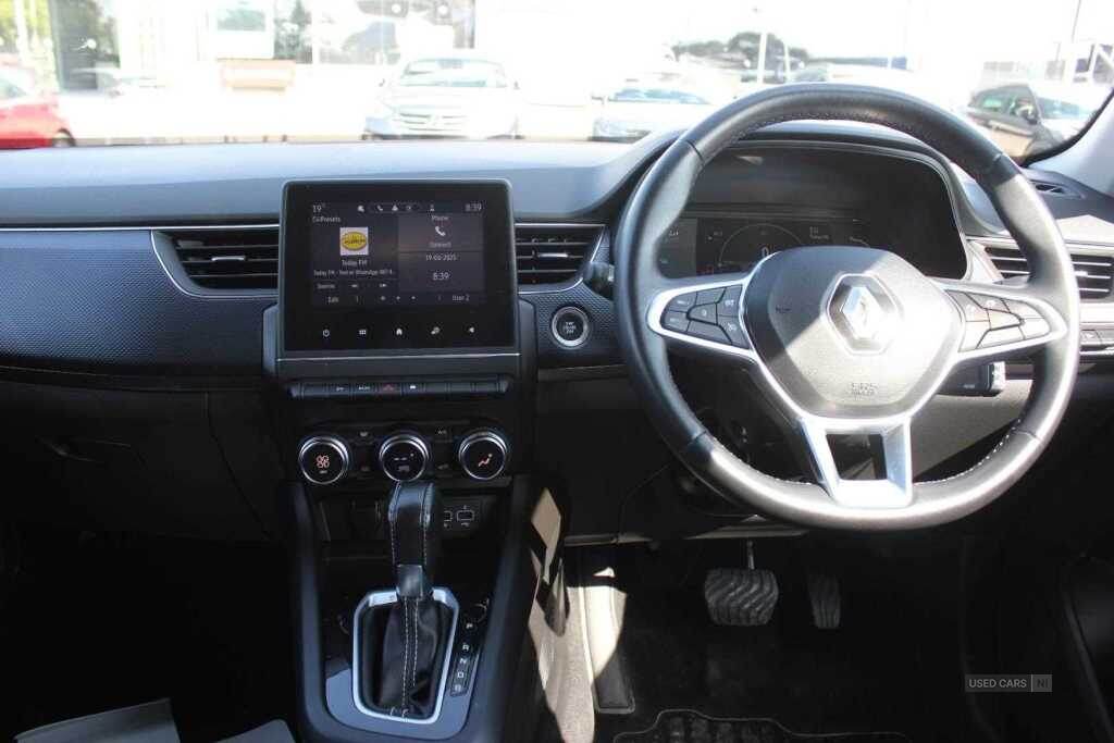 Jun 2022 Renault Arkana 1.6 E-TECH Hybrid 145 Iconic 5dr Auto