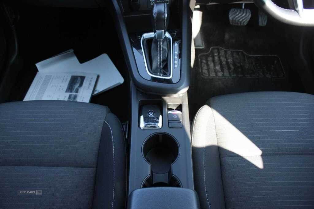 Jun 2022 Renault Arkana 1.6 E-TECH Hybrid 145 Iconic 5dr Auto