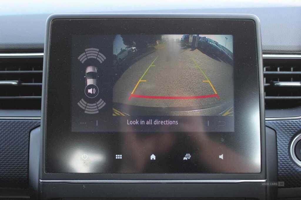 Jun 2022 Renault Arkana 1.6 E-TECH Hybrid 145 Iconic 5dr Auto