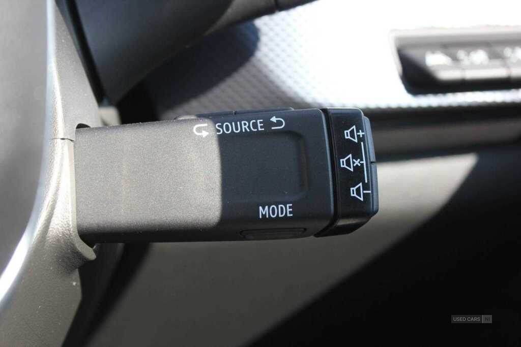 Jun 2022 Renault Arkana 1.6 E-TECH Hybrid 145 Iconic 5dr Auto