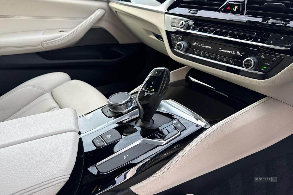 May 2019 BMW 5 Series 520d M Sport 4dr Auto