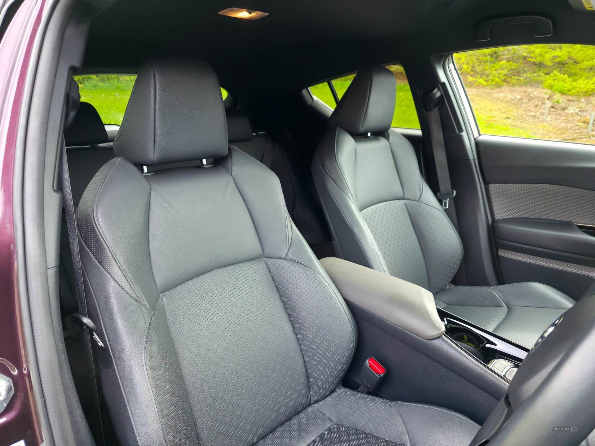 Feb 2023 Toyota C-HR 1.8 Hybrid Excel 5dr CVT